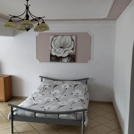 Ucherek Apartment